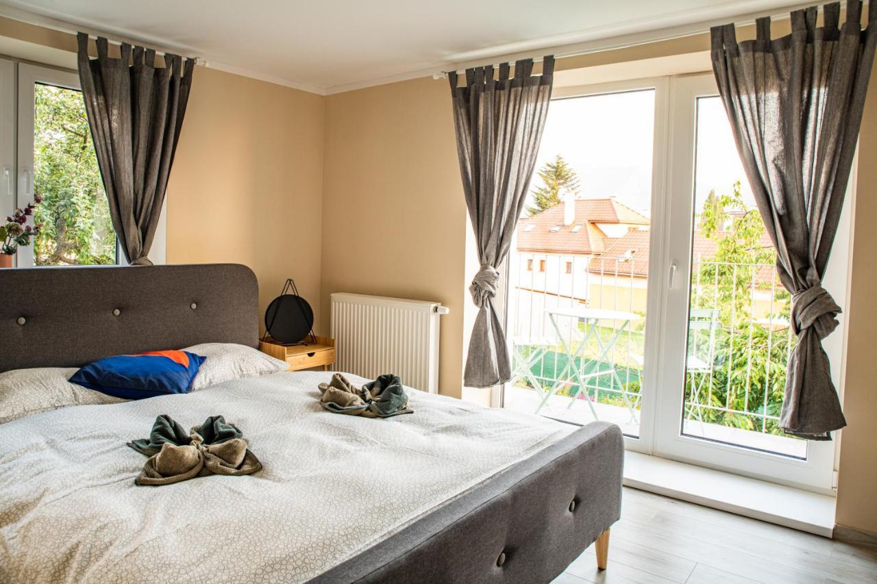 Готель K-House Ліптовський Мікулаш Екстер'єр фото
