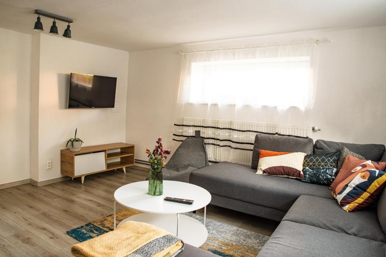 Готель K-House Ліптовський Мікулаш Екстер'єр фото